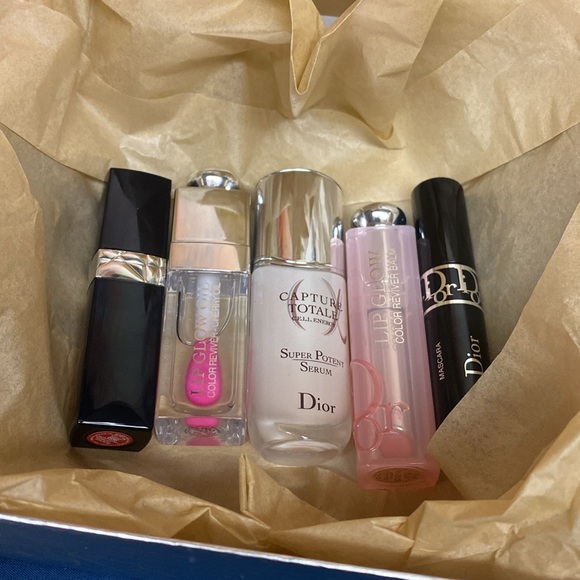 Dior Makeup and Skincare Set Bundle Luxury Gift Set - Picture 2 of 10